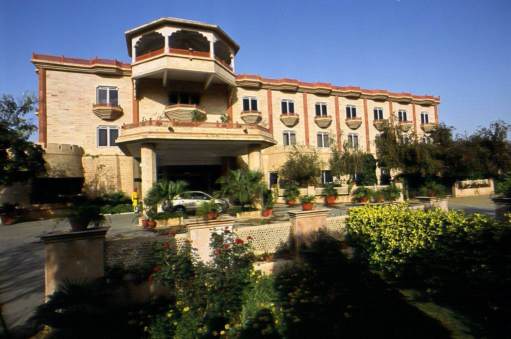 mansingh hotels